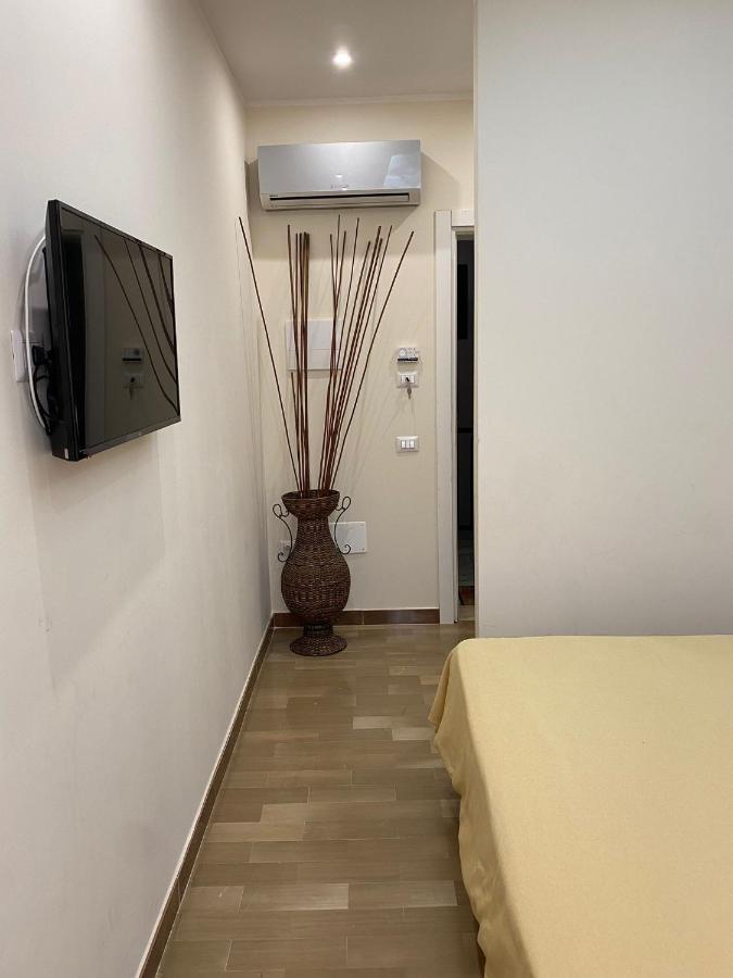Room Milo Gallipoli Buitenkant foto